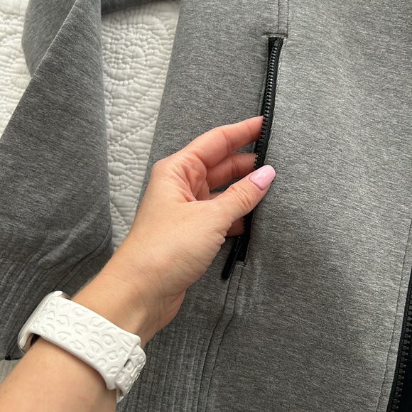 LULULEMON | jacket - Picture 3 of 8